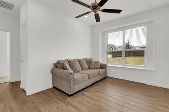 1828 Roadrunner Dr in Oak Point, TX - Building Photo - Building Photo