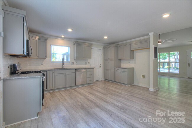 property at 216 Stratford Dr