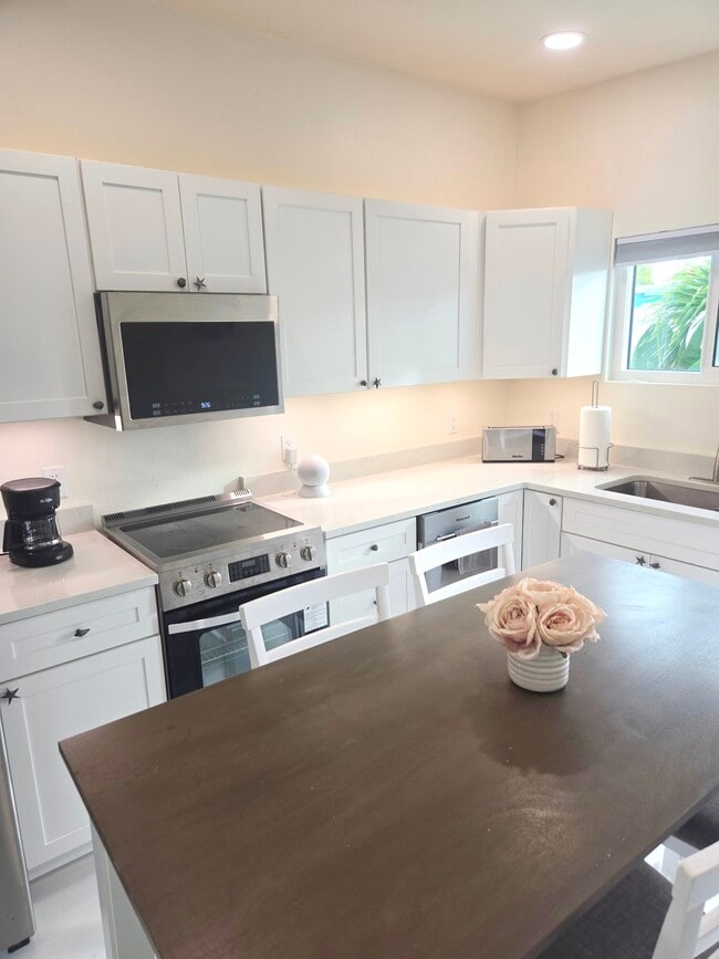 877 Bruce Ave in Clearwater, FL - Building Photo - Building Photo