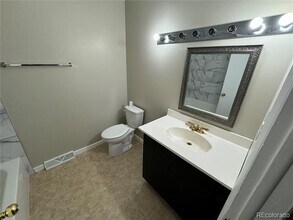 11955 E Arizona Dr in Aurora, CO - Building Photo - Building Photo