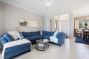 3487 Ocean Bluff Ct in Naples, FL - Building Photo