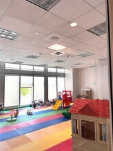 1111 SW 1st Ave, Unit 2822-N in Miami, FL - Foto de edificio - Building Photo