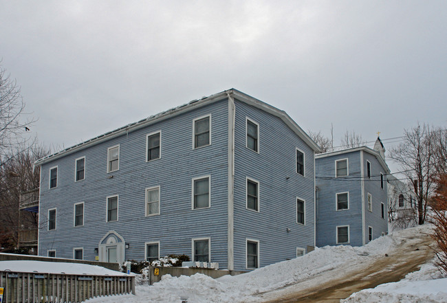 1-7 Elm St in Hallowell, ME - Foto de edificio - Building Photo