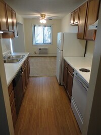 Riverview Estates and Sunset Apartments photo'