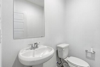 12330 Basilwood Dr in Houston, TX - Building Photo - Building Photo