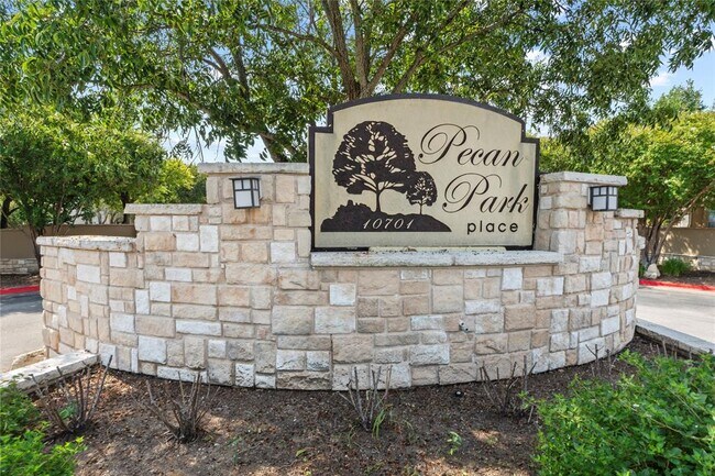 12800 Venice Ln in Austin, TX - Building Photo - Building Photo