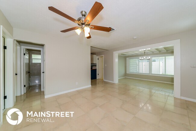 3020 Pafko Dr in Sarasota, FL - Building Photo - Building Photo