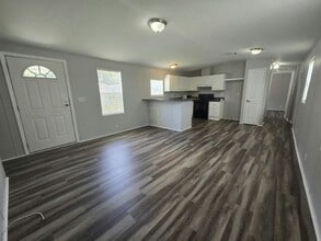 1400 Banana Rd in Lakeland, FL - Building Photo - Building Photo