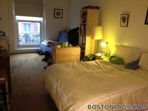 405 Beacon St in Boston, MA - Building Photo - Building Photo