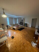 51 Lake Shore Ct, Unit 1 in Boston, MA - Building Photo