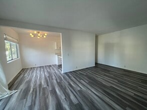 1030 Idaho Ave in Santa Monica, CA - Foto de edificio - Building Photo