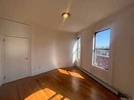 30 Coles St in Jersey City, NJ - Building Photo