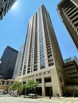 200 N Dearborn St, Unit 2605 in Chicago, IL - Building Photo