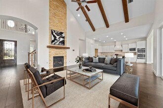 9814 Carver Dr in Rosharon, TX - Building Photo - Building Photo