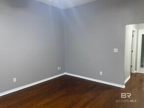 8068 Deerwood Dr in Daphne, AL - Building Photo - Building Photo