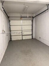 7551 NW 176th Terrace in Hialeah, FL - Building Photo - Building Photo