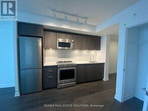 30 Samuel Wood Wy in Toronto, ON - Building Photo - Building Photo