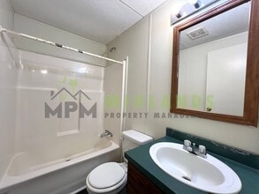 575 Forts Pond Rd in Pelion, SC - Building Photo - Building Photo