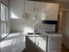 3214 19th Ave S, Unit B in Minneapolis, MN - Building Photo - Building Photo