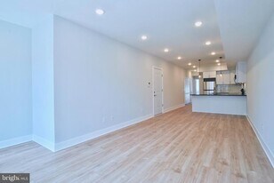2132 N 2nd St in Philadelphia, PA - Building Photo