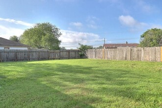 10921 Shady Ln in Corpus Christi, TX - Building Photo - Building Photo