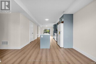 25 Devondale Ave in Toronto, ON - Building Photo - Building Photo