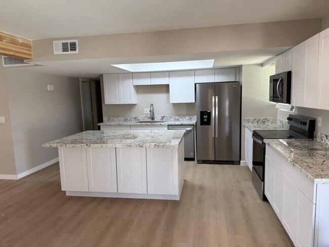 property at 316 E Dunbar Dr