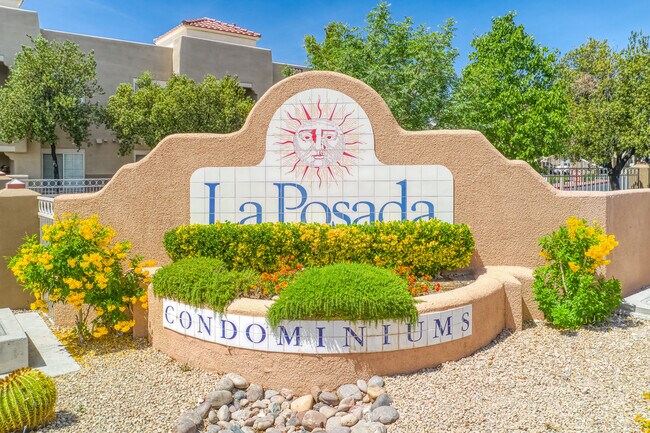 La Posada Condominium in Las Vegas, NV - Building Photo - Building Photo