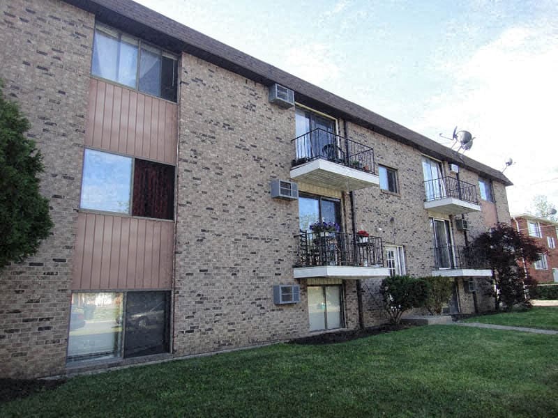 193 Mead Street Apartments in North Tonawanda, NY - Building Photo