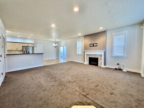 550 SW 200th Ave in Beaverton, OR - Building Photo - Building Photo