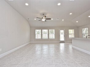 8116 Bronco Ln in Lago Vista, TX - Building Photo - Building Photo
