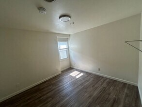 32 Main St in Durham, NH - Building Photo - Building Photo