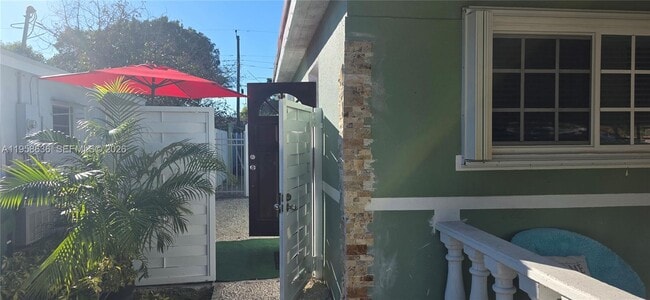 2648 Bahama Dr in Miramar, FL - Building Photo - Building Photo