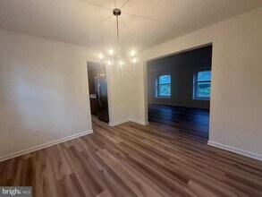 369 Minck Ave in Berlin Township, NJ - Building Photo - Building Photo