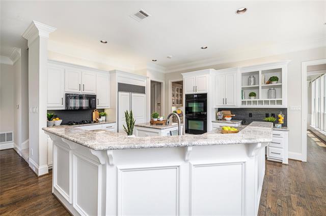 property at 17431 Woods Edge Dr