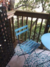 335 Whitaker St in Savannah, GA - Building Photo - Building Photo