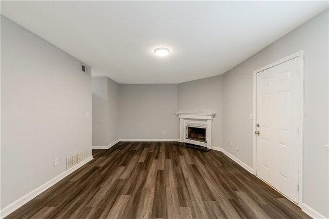 776 Crestside Ct in Austell, GA - Building Photo - Building Photo