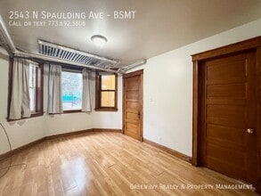 2543 N Spaulding Ave in Chicago, IL - Building Photo - Building Photo