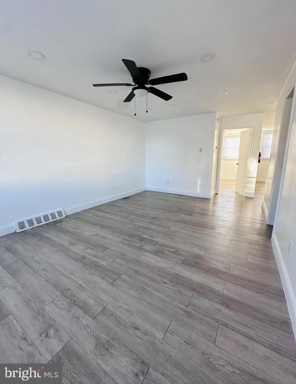 property at 7130 Clinton Rd