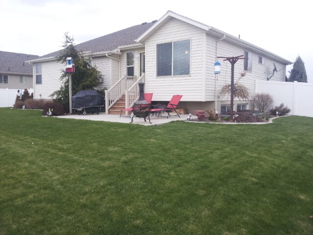 748 2125 W in Syracuse, UT - Building Photo - Building Photo