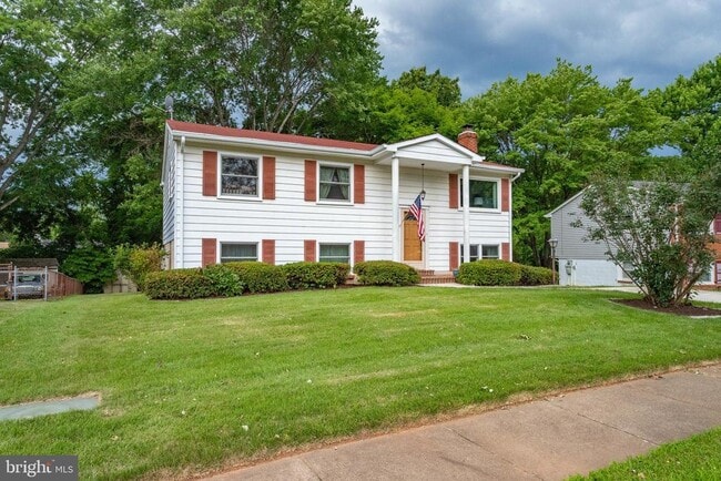 13888 Montoclair Ln in Woodbridge, VA - Building Photo - Building Photo
