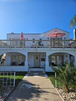 540 Orange Ave in Coronado, CA - Building Photo