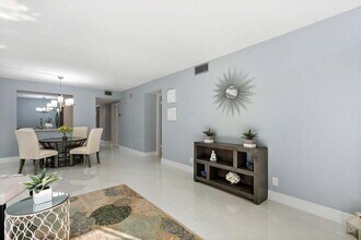10204 Mangrove Dr in Boynton Beach, FL - Building Photo - Building Photo