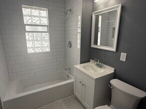 1206 N 46th St in Milwaukee, WI - Building Photo - Building Photo