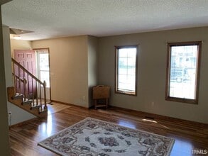 9420 Bridgewood Pl in Fort Wayne, IN - Building Photo - Building Photo