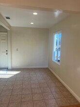 5264 Cahuenga Blvd, Unit 5264 in North Hollywood, CA - Building Photo - Building Photo