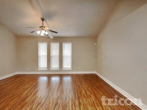 4238 Burkegate Dr in Spring, TX - Building Photo - Building Photo