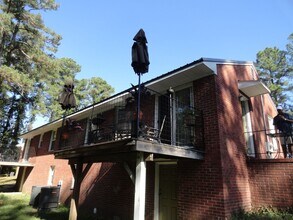 4325 Pine Meadow Dr in Fayetteville, NC - Building Photo - Building Photo