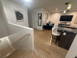 1719 Irving St in Denver, CO - Foto de edificio - Building Photo