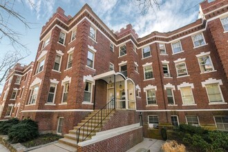 2 Arlington St, Unit #32 in Cambridge, MA - Building Photo - Building Photo